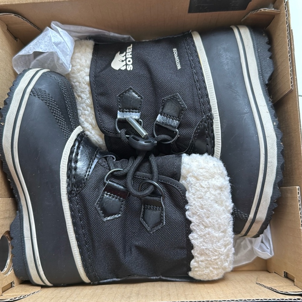 Sorel Yoot Pac Nylon Waterproof Boots Kids Size 10 USA